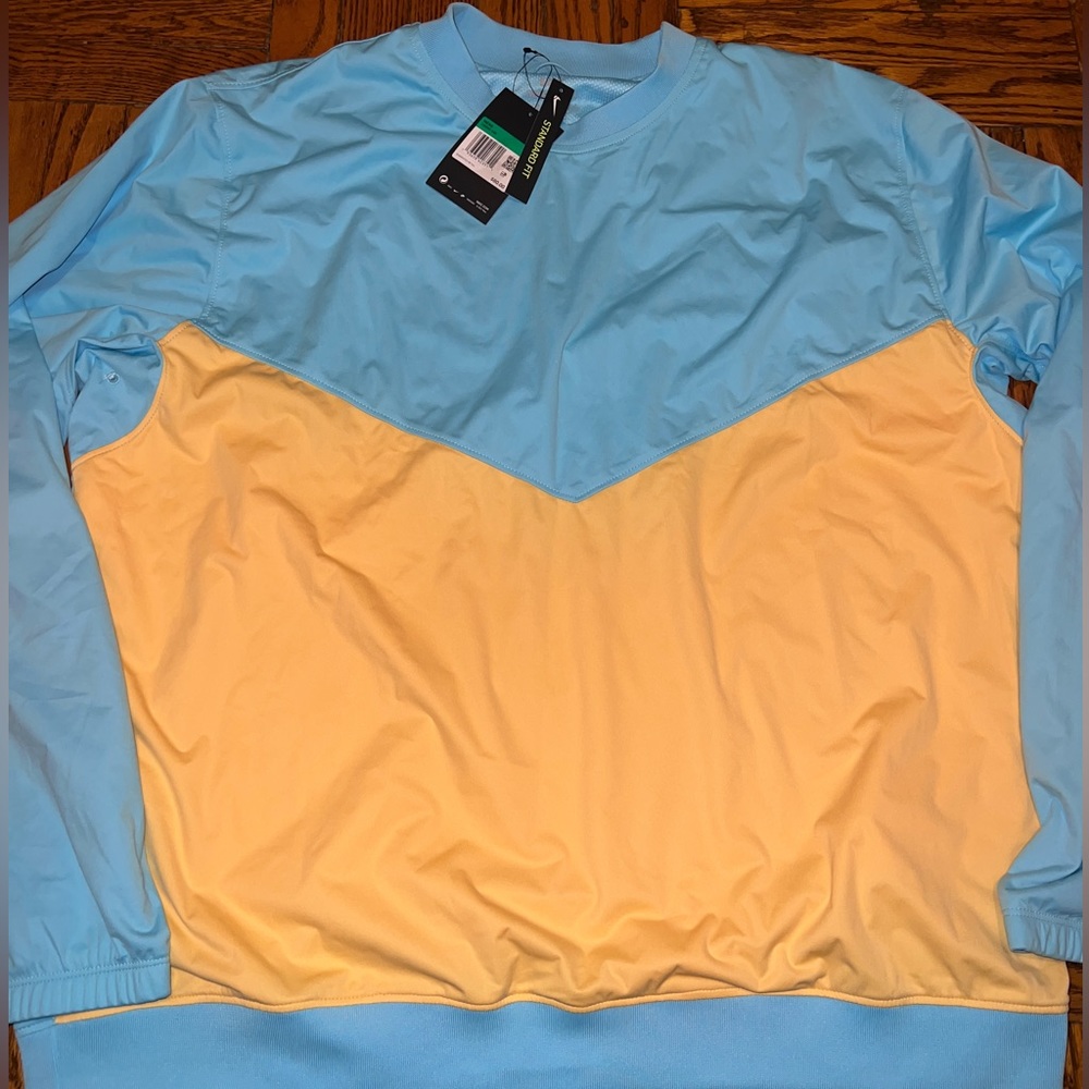 Nike Sweater